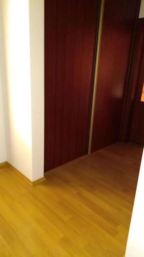 Brezno 2 Izbovy Apartman Sabi Exteriör bild